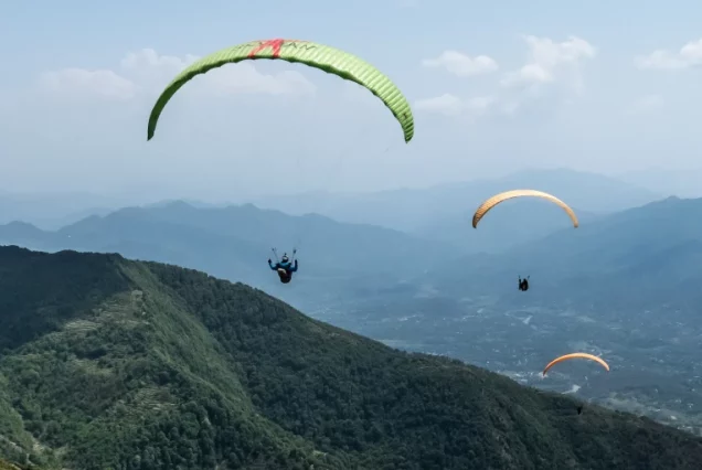 Bir Billing Paragliding Tour Package